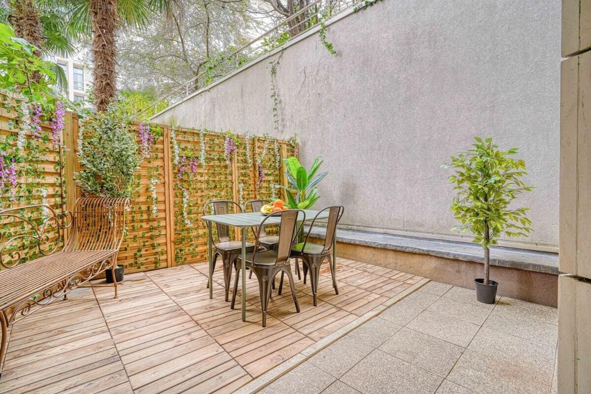 Eden Suite Paris La Defense Курбевуа Екстер'єр фото